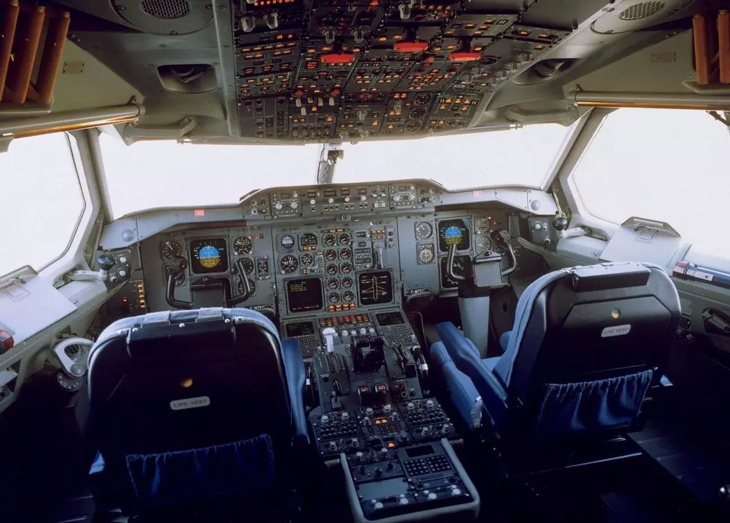 A310